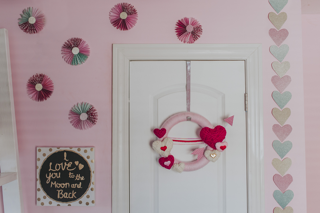 DIY: Valentine Wreath | Kimi Coopet | Bluebird Chic